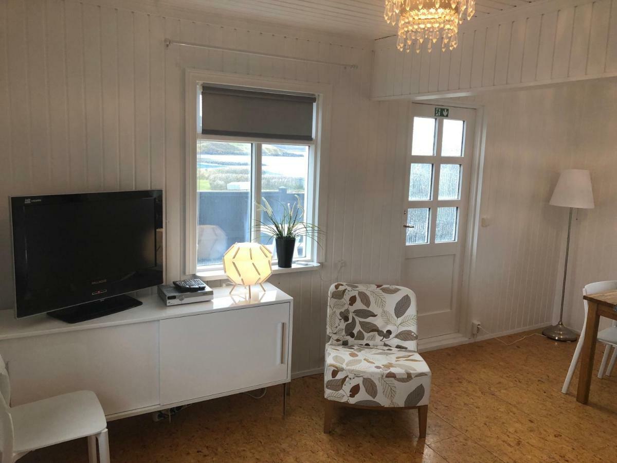 Vellir Grenivik Home With A View エクステリア 写真
